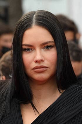 75th Cannes Film Festival 2022, red carpet Top Gun: Maverick Pictured: Adriana Lima  Copyright: xManuelexMangiarottix xipa-agencyx xVeneziax2020x