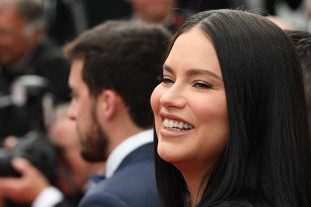 75th Cannes Film Festival 2022, red carpet Top Gun: Maverick Pictured: Adriana Lima  Copyright: xManuelexMangiarottix xipa-agencyx xVeneziax2020x
