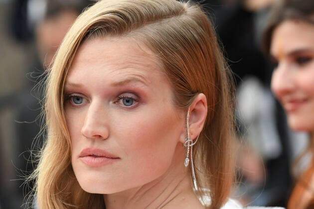 75th Cannes Film Festival 2022, red carpet Top Gun: Maverick Pictured: Toni Garrn  Copyright: xManuelexMangiarottix xipa-agencyx xVeneziax2020x