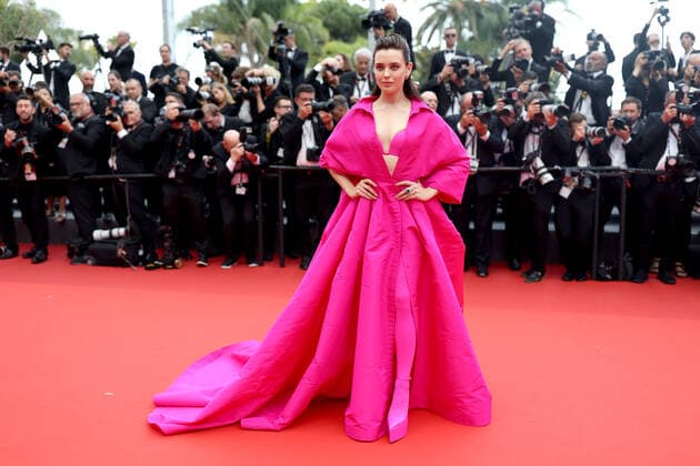 75eme Festival International du Film de Cannes. Montée des marches du film d?ouverture «Top Gun: Maverick». 75th International Cannes Film Festival. Opening with Red carpet of « Top Gun: Maverick» movie. 280309 0000-00-00 Cannes France Langford, Katherine  Copyright: xTerencexBaelenx STAR_280309_167