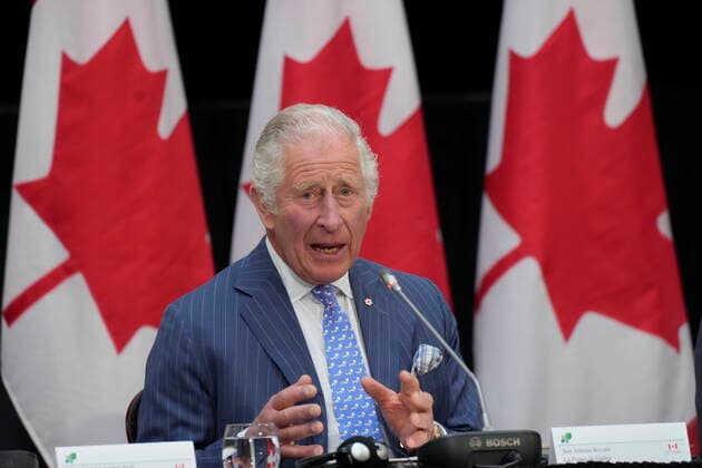 May 18, 2022, Ottawa, ON, Canada: Prince Charles takes part in a sustainable finance roundtable meeting in Ottawa as part of the Canadian Royal Tour, Wednesday, May 18, 2022. Ottawa Canada  - ZUMAc35_ 20220518_zaf_c35_155 Copyright: xPaulxChiassonx