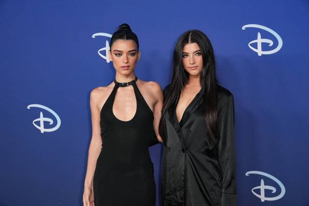 2022 ABC Disney Upfront NEW YORK, NEW YORK - MAY 17: Dixie D Amelio and Charli D Amelio attends the 2022 ABC Disney Upfront at Basketball City - Pier 36 - South Street on May 17, 2022 in New York City. New York City United States  Copyright: xJohnxNacionx originalFilename: nacion-2022abcd220517_npBHb.jpg