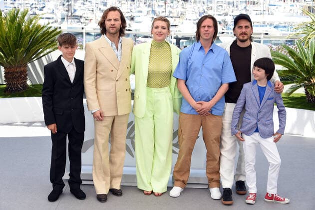 75th Cannes film festival 2022, Photocall film ˜Le otto montagne™. Pictured: Andrea Palma, Lupo Barbiero, Alessandro Borghi, Luca Marinelli, Felix Van Groeningen, Charlotte Vandermeersch  Copyright: xAlbertoxTerenghi Cannesx2022x xix xVenezia2020x