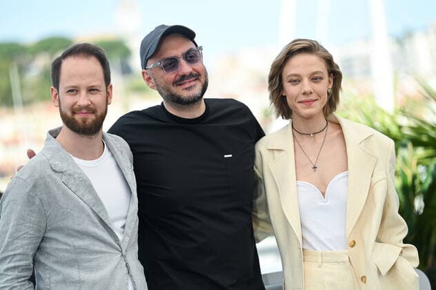 75eme Festival International du Film de Cannes. Photocall du film Tchaikovski s Wife . 75eme Festival International du Film de Cannes. Photocall du film Tchaikovski s Wife . Festival de Cannes 2022 - The 75th annual Cannes film festival 2022 in Cannes - France - photocall of Tchaikovski s Wife - Odin Biron; Kirill Serebrennikov; Alena Mikhailova 280348 2022-05-19  Copyright: xLionelxGuericolas MPPx STAR_280348_001