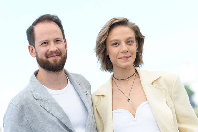 75eme Festival International du Film de Cannes. Photocall du film Tchaikovski s Wife . 75eme Festival International du Film de Cannes. Photocall du film Tchaikovski s Wife . Festival de Cannes 2022 - The 75th annual Cannes film festival 2022 in Cannes - France - photocall of Tchaikovski s Wife - Odin Biron; Alena Mikhailova 280348 2022-05-19  Copyright: xLionelxGuericolas MPPx STAR_280348_012