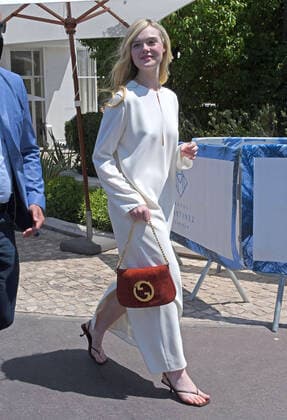 Venice,75th Cannes film festival 2022, Elle Fanning esce dall Hotel Martinez e fa una passeggiata sulla Croisette  Copyright: xCannesx2022x xipa-agency.netx xVenezia2020x