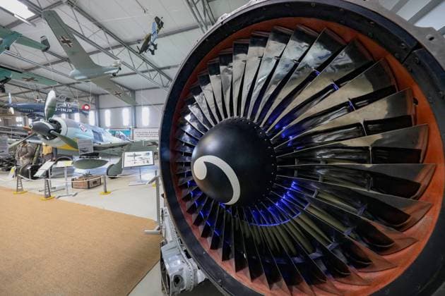 niedersachsen, Hannover, Luftfahrt-Museum Laatzen-Hannover. Das Museum zeigt auf über 13.000 Quadratmetern Modelle und Details aus der spannenden Luftfahrtgeschichte, CF6 - MTU Aero Engines, gehört zu den meistverkauften Triebwerken seiner Klasse und war vor 50 Jahren das erste Triebwerk der MTU für die zivile Luftfahrt, *** lower saxony, Hannover, Luftfahrt Museum Laatzen Hannover The museum displays models and details from the exciting history of aviation on an area of more than 13,000 square meters, CF6 MTU Aero Engines, is one of the best-selling engines in its class and was MTUs first engine for commercial aviation 50 years ago,