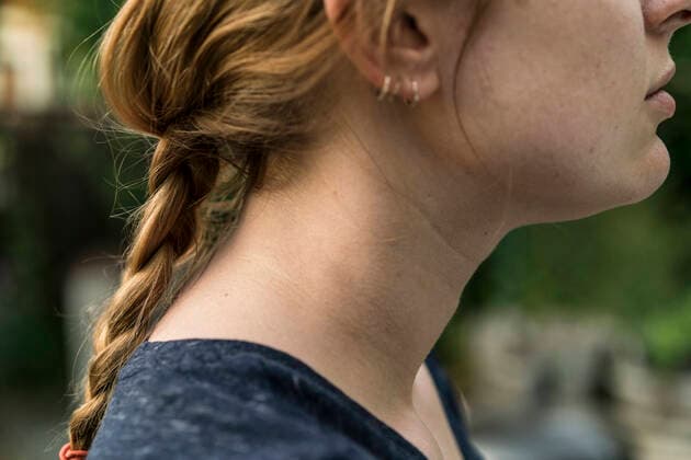 Creative Highlights Symbolbilder Side view of woman with plaited red hair, 07.04.2017, Copyright: xRaphyexAlexiusx, model released, , property released, red hair,cropped,focus on foreground,head and shoulders,side view,profile,feminine,order,simplicity,beauty,30 to 34 years,neck,caucasian ethnicity,female,woman,mid adult woman,only one mid adult woman,one person,outdoors,day,hairstyle,plait,natural beauty,April 2017 Release,Caucasian Ethnicity,Mid Adult,30-34 Years,Female,Women,Mid Adult Women,Only Mid Adult Women,One Mid Adult Woman Only,Femininity,Order,Simplicity,Braid,One Person,Part Of,Head And Shoulders,Profile,Close-Up,Side View,Selective Focus,Focus On Foreground,Animal Body Part,Animal Neck,Red Hair,Human Neck,Symbol,Orthographic Symbol,Numeral,Outdoors,Day,Natu IS09B5FH6