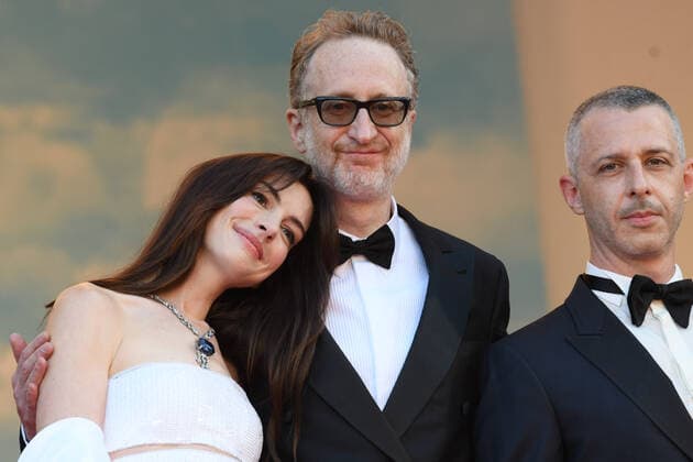 75th Cannes Film Festival 2022, red carpet Armageddon Time. Pictured: Anne Hathaway  Copyright: xManuelexMangiarottix xipa-agencyx xVeneziax2020x
