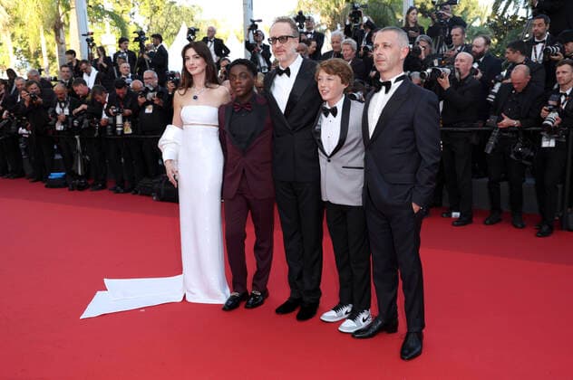 Anne Hathaway, Jaylin Webb, James Gray, Michael Banks Repeta and Jeremy Strong at the premiere of the feature film Armageddon Time at the Festival de Cannes 2022 75 Cannes International Film Festival at the Palais des Festivals Cannes, 19 05 2022. Foto:xD.xBedrosianx xFuturexImage