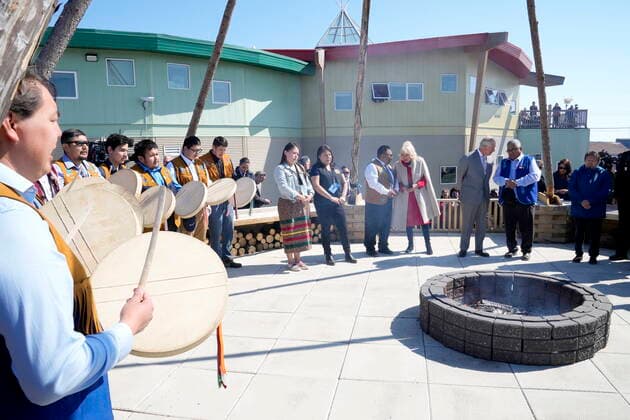 May 19, 2022, Yellowknife, NT, CANADA: Prince Charles, third from right, and Camilla, Duchess of Cornwall, fourth from right, take part in a ceremony after arriving in Yellowknife, Northwest Territories, during part of the Royal Tour of Canada, Thursday, May 19, 2022. Yellowknife CANADA - ZUMAc35_ 20220519_zaf_c35_115 Copyright: xPaulxChiassonx