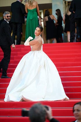 75eme Festival International du Film de Cannes. Montee des marches du film Armageddon Time . Festival de Cannes 2022 - The 75th annual Cannes film festival 2022 in Cannes - France - The Armaggedon time Red carpet - Alessandra Ambrossio 280399 2022-05-19  Copyright: xLionelxGuericolas MPPx STAR_280399_011