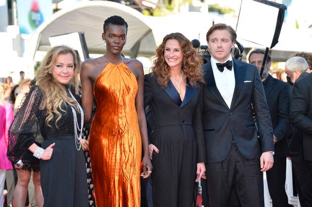 Caroline Scheufele, Sheila Atim, Julia Roberts and Jack Lowden Premiere feature film Armageddon Time Festival de Cannes 2022 75 Cannes International Film Festival at the Palais des Festivals Cannes 19 May 2022.