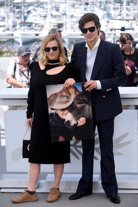 75th Cannes film festival 2022, Photocall film EO (Hi Han). Pictured: Lorenzo Zurzolo, Ewa Piaskowska  Copyright: xAlbertoxTerenghi Cannesx2022x xix xVenezia2020x
