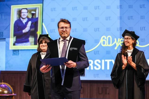 Bilder des Jahres 2022, Entertainment 05 Mai Entertainment Themen der Woche KW20 Entertainment Bilder des Tages 2022-05-20 16:25:07 ENSCHEDE - Prince Constantijn receives an honorary doctorate from the University of Twente, which is celebrating her 60th birthday. ANP VINCENT JANNINK netherlands out - belgium out *** 2022 05 20 16 25 07 ENSCHEDE Prince Constantijn receives an honorary doctorate from the University of Twente, which is celebrating her 60th birthday ANP VINCENT JANNINK netherlands out belgium out  Copyright: xx x448900016x originalFilename: 448900016.jpg