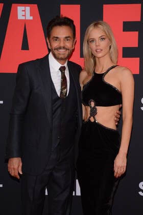 The Valet Film Premiere MEXICO CITY, MEXICO - MAY 19, 2022: Actress Samara Weaving and Eugenio Derbez pose for photos during the red carpet of The Valet film premiere at Cinepolis Oasis Coyoacan. On May 19, 2022 in Mexico City, Mexico. (Photo by Jorge Gonzalez Eyepix Group) Copyright: xJorgexGonzalez xEyepixxGroupx EYEPIX_JG_19052022_61789