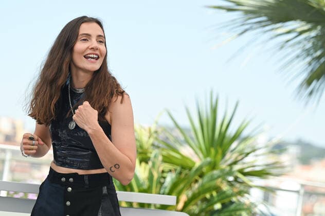 75eme Festival International du Film de Cannes. Photocall. Festival de Cannes 2022 - The 75th annual Cannes film festival 2022 in Cannes - France - photocall of Rodeo - Lola Quivoron 280435 2022-05-20 Cannes France  Copyright: xLionelxGuericolas MPPx STAR_280435_011