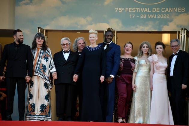 75th Cannes Film Festival 2022, Red Carpet Film Three Thousand Years Of Longing. Pictured Matteo Bocelli, Aamito Lagum, Nicolas Mouawad, Margaret Sixel, George Miller, Tilda Swinton, Idris Elba, Augusta Gore, Doug Mitchell, Ece Yüksel, Ogulcan Arman Uslu, Burcu Golgedar, Erdil Yasaroglu, Sabrina Elba Copyright: xSimonexComix xipa-agency.netx xVeneziax2020x