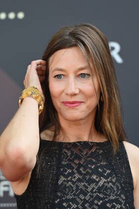 Johanna WOKALEK actress, single image, cropped single image, portrait, portrait Bavarian Film Award 2021 Red Carpet, red carpet, on 20 05 2022 in the Prinzregententheater in Munich