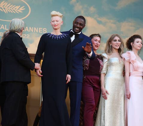 75th Cannes Film Festival. Red carpet of the film Three thousand years of longing . Tilda Swinton, Idris Elba and screenwriter Augusta Gore. 280446 2022-05-20 Cannes France  Copyright: xIsabellexVautierx xStarfacex STAR_280446_041
