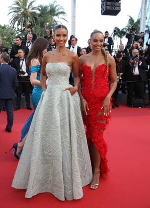 Internationale Filmfestspiele von Cannes, Three Thousand Years of Longing Premiere 75eme Festival International du Film de Cannes. Montee des marches du film Trois Mille Ans A T Attendre . 75th Cannes International Film Festival. Red Carpet of the film Three Thousand Years Waiting for You Alicia Aylies, Flora Coquerel 280449 2022-05-20 Cannes France  Copyright: xMaxx STAR_280449_012