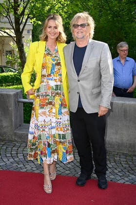 Martin Krug with girlfriend Martina Nicia at the 43 Bavarian Film Award 2021 ceremony at the Prinzregententheater in Munich, 20 05 2022 Foto:xF.xKernx xFuturexImage