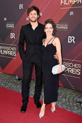 Philip Birnstiel and Darya Birnstiel at the award ceremony of the 43 Bavarian Film Award 2021 at the Prinzregententheater in Munich, 20 05 2022 Foto:xF.xKernx xFuturexImage
