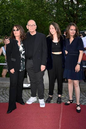 Dominik Graf with partner Caroline Link and daughters Lena May Graf and Pauline Link at the 43 Bavarian Film Awards 2021 ceremony at the Prinzregententheater in Munich, 20 05 2022 Foto:xF.xKernx xFuturexImage