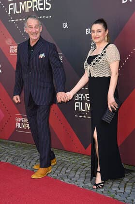 Heio von Stetten with wife Elisabeth Romano at the 43 Bavarian Film Award 2021 ceremony at the Prinzregententheater in Munich, 20 05 2022 Foto:xF.xKernx xFuturexImage