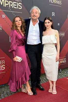 Antonia Bill, Leander Haußmann and Deleila Piasko at the 43 Bavarian Film Award 2021 ceremony at the Prinzregententheater in Munich, 20 05 2022 Foto:xF.xKernx xFuturexImage