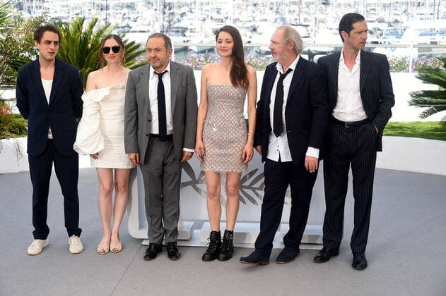 75th Cannes film festival 2022, Photocall film Frere et soeur (b rocher and sister). Pictured: Marion Cotillard, Melvil Poupaud, Arnaud Desplechin, Benjamin Siksou, Cosmina Stratan  Copyright: xAlbertoxTerenghi Cannesx2022x xix xVenezia2020x