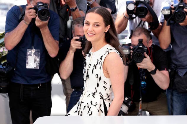 Alicia Vikander at the photocall for the streaming series Irma Vep at the Festival de Cannes 2022 75 Cannes International Film Festival at the Palais des Festivals Cannes, 21 05 2022. Foto:xS.xGabschx xFuturexImage