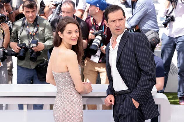 Marion Cotillard and Melvil Poupaud at the photocall for the feature film Brother and Sister Frere et soeur at the Festival de Cannes 2022 75 Cannes International Film Festival at the Palais des Festivals Cannes, 21 05 2022. Foto:xS.xGabschx xFuturexImage