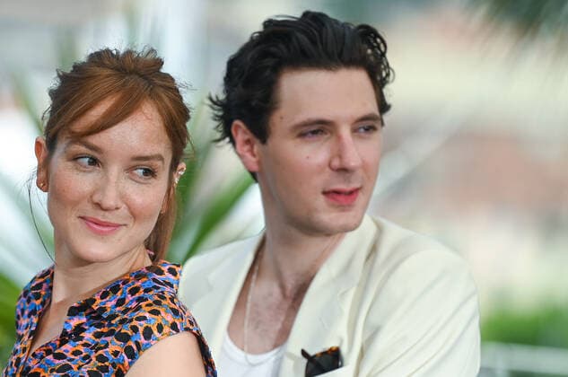 75eme Festival International du Film de Cannes. Photocall. Festival de Cannes 2022 - The 75th annual Cannes film festival 2022 in Cannes - France - Photocall of Fumer fait tousser - Anais Demoustier; Vincent Lacoste 280503 2022-05-21 Cannes France  Copyright: xLionelxGuericolas MPPx STAR_280503_007