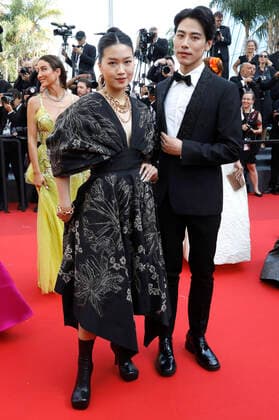 Meg Zhang and Pablo Zhang Aha Lolo at the premiere of the feature film Triangle of Sadness at the Festival de Cannes 2022 75 Cannes International Film Festival at the Palais des Festivals Cannes, 21 05 2022. Foto:xD.xBedrosianx xFuturexImage