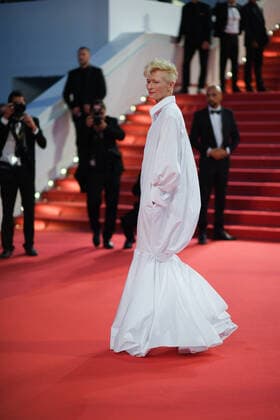 75eme Festival International du Film de Cannes. Montee des marches du film R.N.M . Festival de Cannes 2022 - The 75th annual Cannes film festival 2022 in Cannes - France - RMN Red Carpet - Tilda Swinton 280515 2022-05-21 Cannes France  Copyright: xLionelxGuericolas MPPx STAR_280515_016