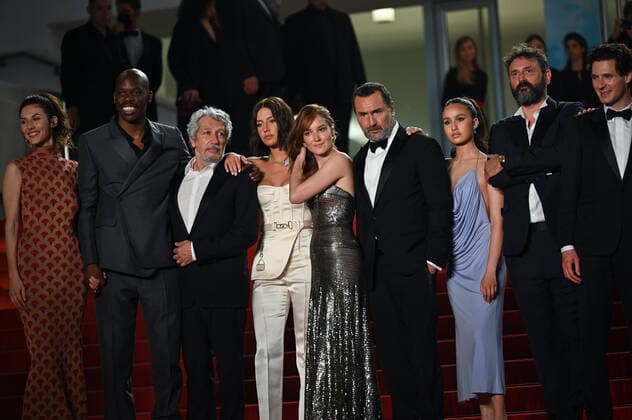 75eme Festival International du Film de Cannes. Montee des marches du film Fumer fait tousser . Festival de Cannes 2022 - The 75th annual Cannes film festival 2022 in Cannes - France - Fumer fait tousser Red Carpet - Doria Tillier, Jean-Pascal Zadi, Alain Chabat, Adèle Exarchopoulos, Anaïs Demoustier, Gilles Lellouche, Oulaya Amamra, Quentin Dupieux, Vincent Lacoste 280514 2022-05-22 Cannes France  Copyright: xLionelxGuericolas MPPx STAR_280514_060