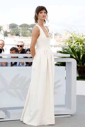 Charlbi Dean Kriek at the photocall for the feature film Triangle of Sadness at the Festival de Cannes 2022 75 Cannes International Film Festival at the Palais des Festivals Cannes, 22 05 2022. Foto:xD.xBedrosianx xFuturexImage