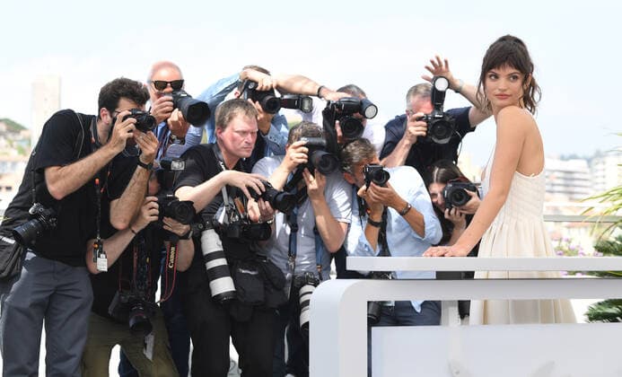 South African actress Charlbi Dean Kriek attends the photo call for Triangle of Sadness at Palais des Festivals at the 75th Cannes Film Festival, France on Sunday, May 22, 2022.  CAN20220522106 RUNExHELLESTAD