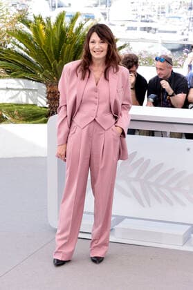 Iris Berben at the photocall for the feature film Triangle of Sadness at the Festival de Cannes 2022 75 Cannes International Film Festival at the Palais des Festivals Cannes, 22 05 2022 Foto:xS.xGabschx xFuturexImage