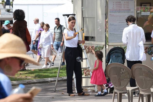 Cannes 2022 - 75th International Film Festival, Catrinel Marlon at the Playground with her daughter  Copyright: xManuelexMangiarottix xipa-agencyx xVenezia2020x