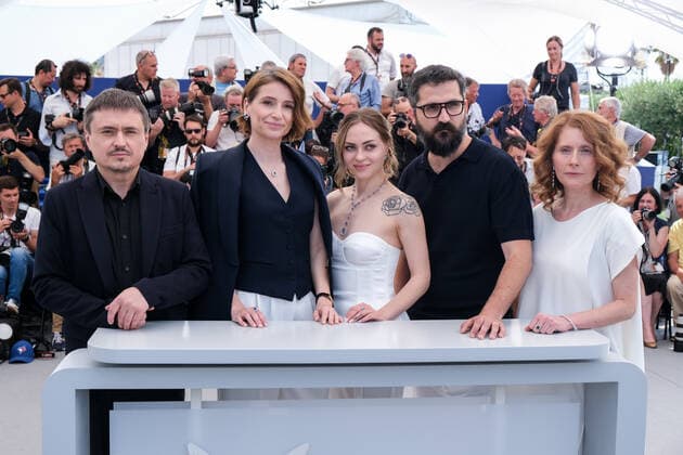 75eme Festival International du Film de Cannes. Photocall du film R.N.M . 75th International Cannes Film Festival. Photocall with RNM cast movie 280570 2022-05-22 Cannes France Mungiu, Cristian; Barladeanu, Macrina; Marin, Grigore  Copyright: xSergexArnalx xStarfacex STAR_280570_001