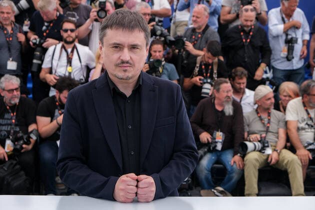 75eme Festival International du Film de Cannes. Photocall du film R.N.M . 75th International Cannes Film Festival. Photocall with RNM cast movie 280570 2022-05-22 Cannes France Mungiu, Cristian  Copyright: xSergexArnalx xStarfacex STAR_280570_002