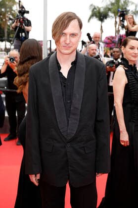 Lars Eidinger at the premiere of the feature film Holy Spider Les nuits de Mashhad at the Festival de Cannes 2022 75 Cannes International Film Festival at the Palais des Festivals Cannes, 22 05 2022 Foto:xS.xGabschx xFuturexImage