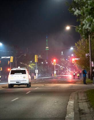 May 22, 2022, Toronto, Ontario, Canada: Victoria Day celebrations at TorontoÃ¢â‚¬â ¢s Woodbine beach turned violent Sunday night after two people were shot, one stabbed, and many burned after being shot with fireworks. Toronto Canada - ZUMAm215 20220522_zip_m215_005 Copyright: xArlynxMcAdoreyx