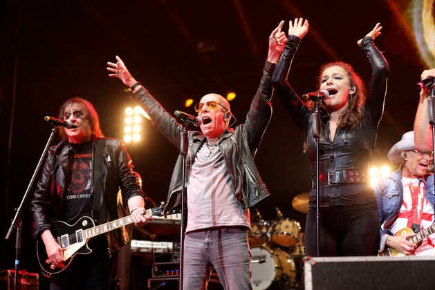 Dieter Maschine Birr, Toni Krahl from City and Julia Neigel from Silly live at a concert of Rock Legends Live 2022 at Max Schmeling Halle Berlin, 22 05 2022 Foto:xB.xKriemannx xFuturexImage