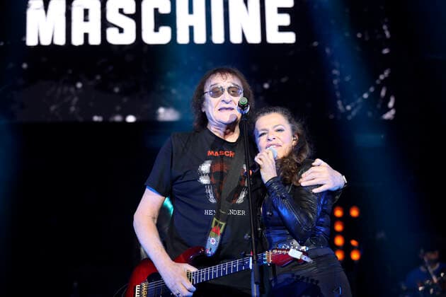 Dieter Maschine Birr and Julia Neigel of Silly live at a concert of Rock Legends Live 2022 at Max Schmeling Halle Berlin, 22 05 2022 Foto:xB.xKriemannx xFuturexImage