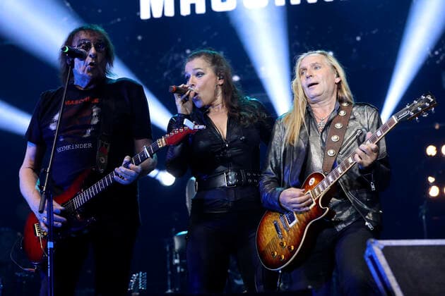 Dieter Maschine Birr, Julia Neigel and Uwe Hassbecker of Silly live at a concert of the Rock Legends Live 2022 at Max Schmeling Halle Berlin, 22 05 2022 Foto:xB.xKriemannx xFuturexImage