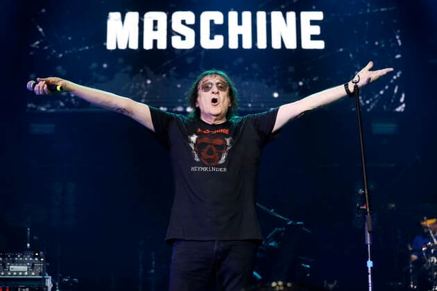 Dieter Maschine Birr live at a concert of Rock Legends Live 2022 at Max Schmeling Halle Berlin, 22 05 2022 Foto:xB.xKriemannx xFuturexImage