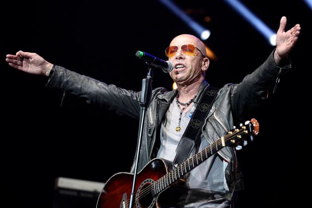 Toni Krahl from City live at a concert of Rock Legends Live 2022 at Max Schmeling Halle Berlin, 22 05 2022 Foto:xB.xKriemannx xFuturexImage